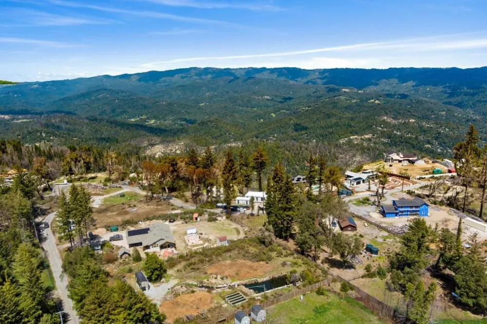 335 Braemoor Drive Santa Cruz, CA 95060