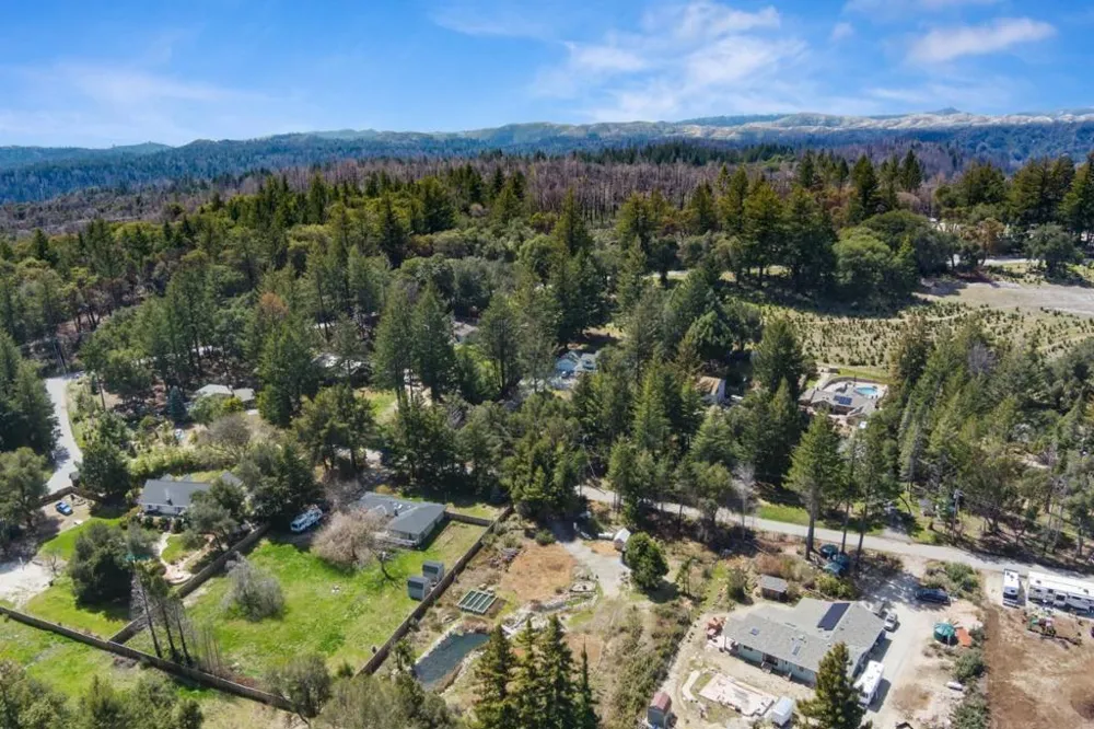 335 Braemoor Drive Santa Cruz, CA 95060