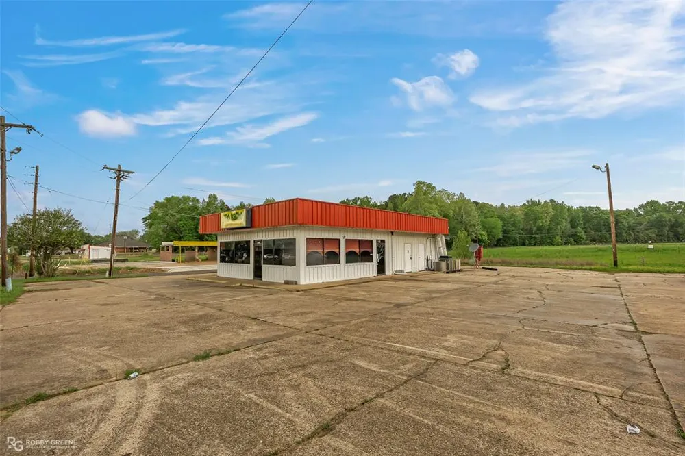 1100 Main Street Logansport, LA 71049