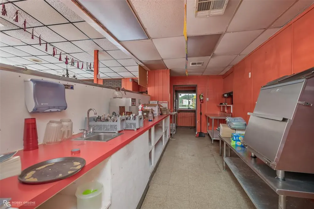 1100 Main Street Logansport, LA 71049