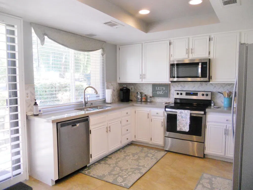 128 Castellana Palm Desert, CA 92260