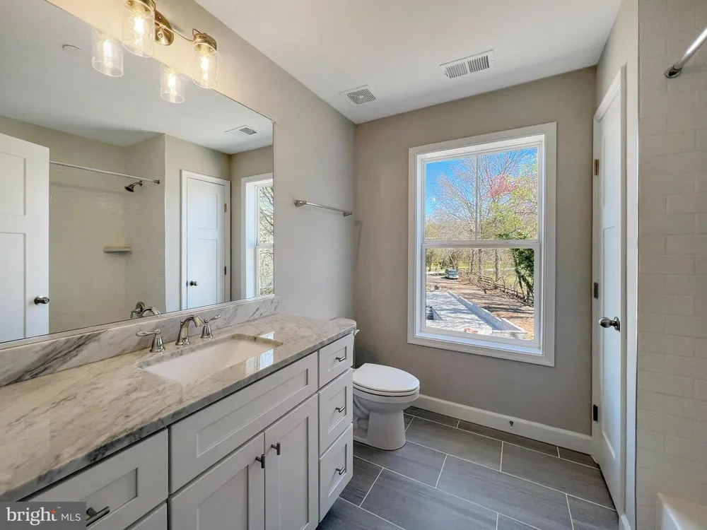 CISSELL AVENUE Laurel, MD 20723