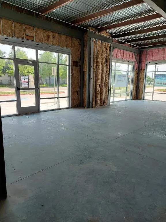 955 W Cartwright Road #103 Mesquite, TX 75149