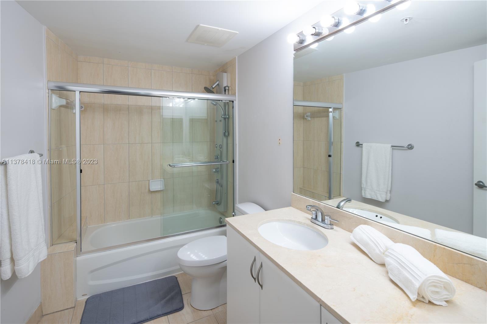 1750 Bayshore Dr #2602 Miami, FL 33132