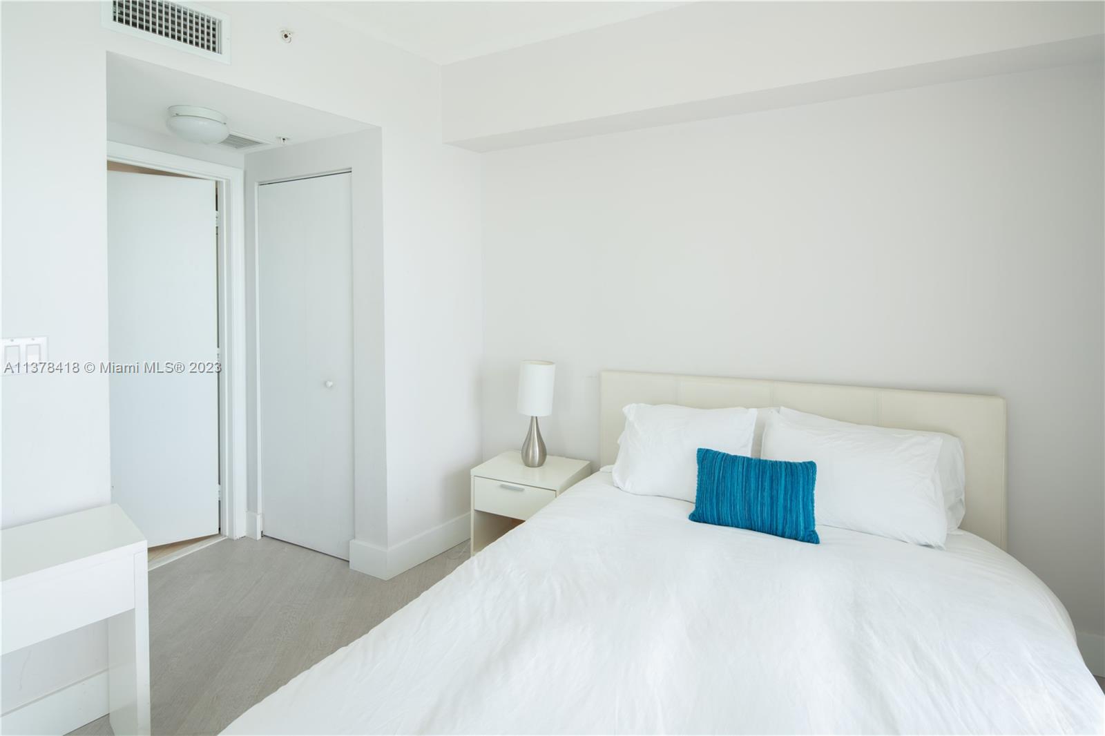1750 Bayshore Dr #2602 Miami, FL 33132