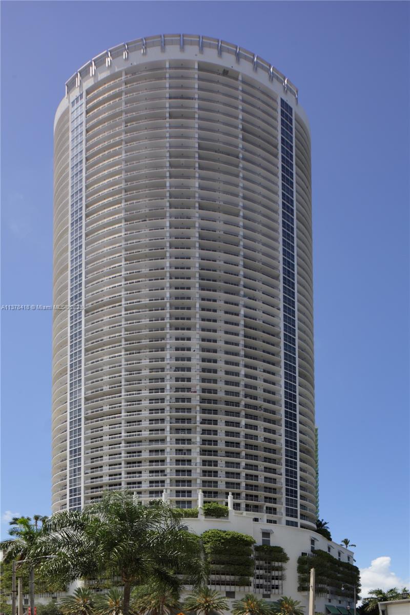 1750 Bayshore Dr #2602 Miami, FL 33132