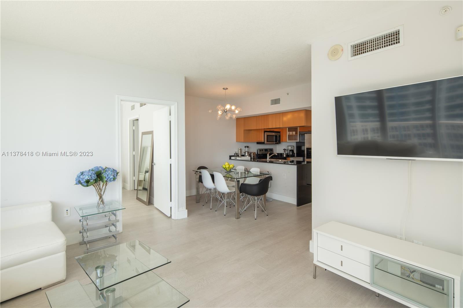 1750 Bayshore Dr #2602 Miami, FL 33132
