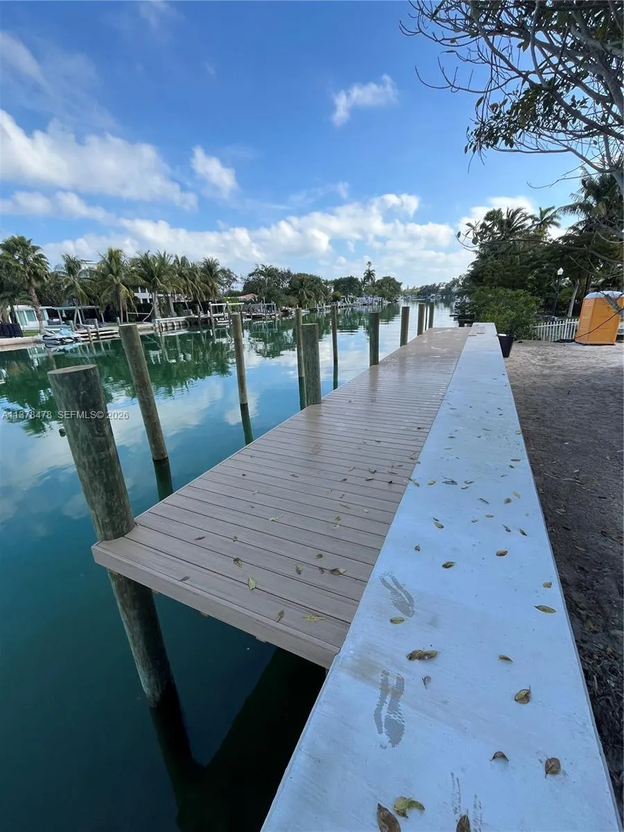 7300 Trouville Esplanade #3 Miami Beach, FL 33141