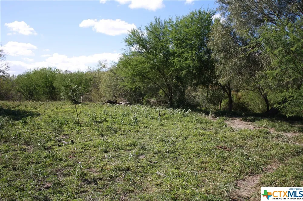 County Road 1144 Sinton, TX 78387