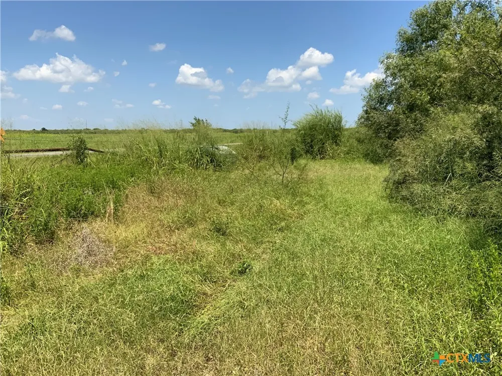 County Road 1144 Sinton, TX 78387