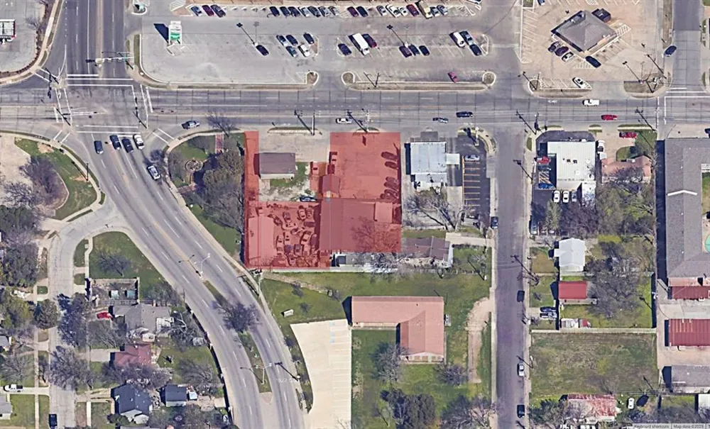 1006 W 6th Street Irving, TX 75060