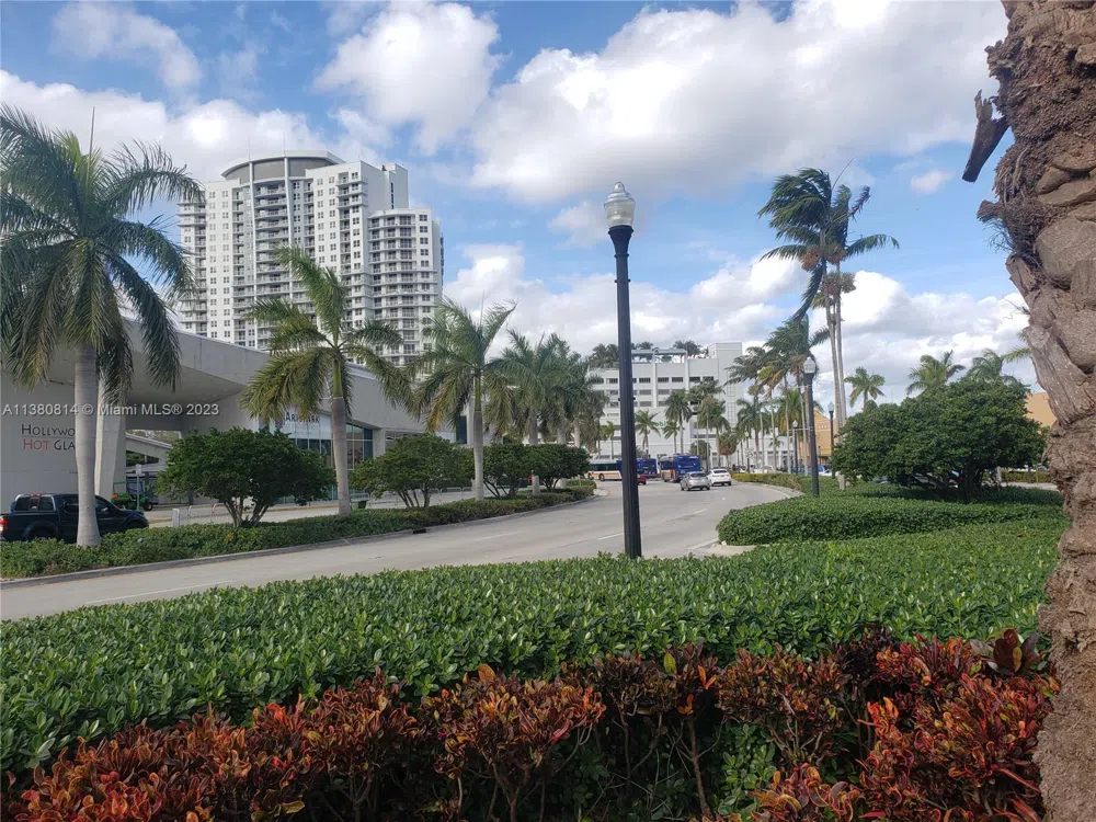 1720 Harrison St #12D Hollywood, FL 33020