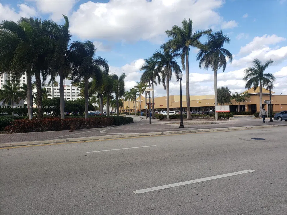 1720 Harrison St #12D Hollywood, FL 33020