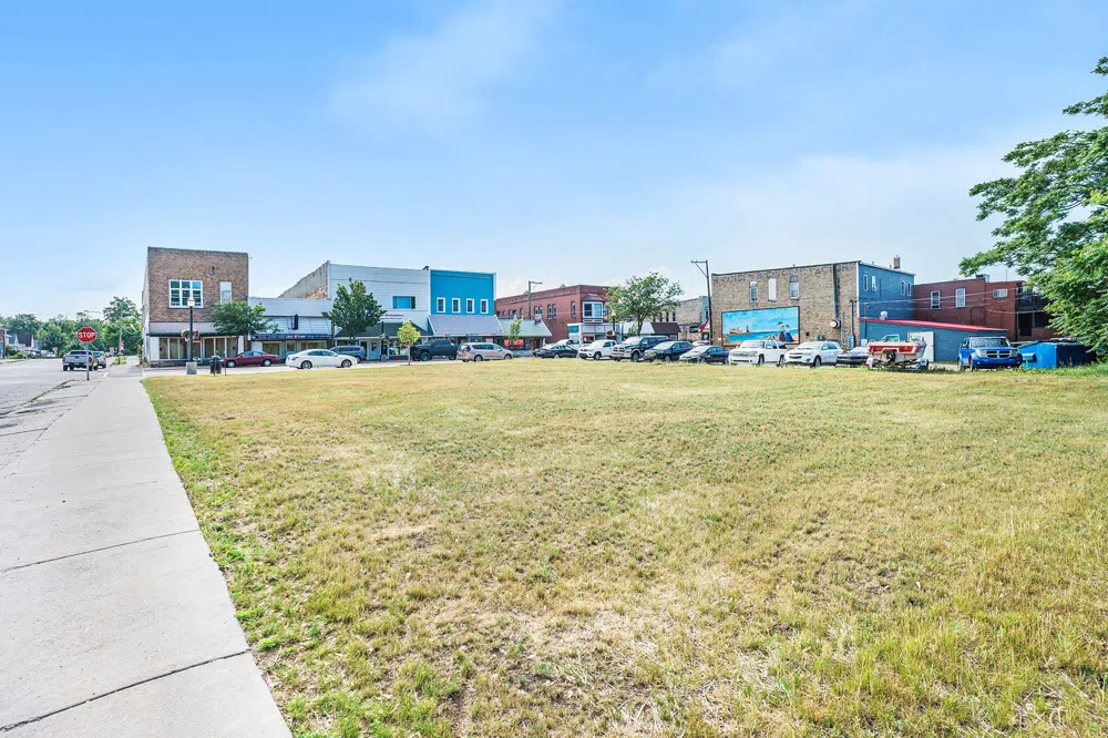 302 S James Street Ludington, MI 49431
