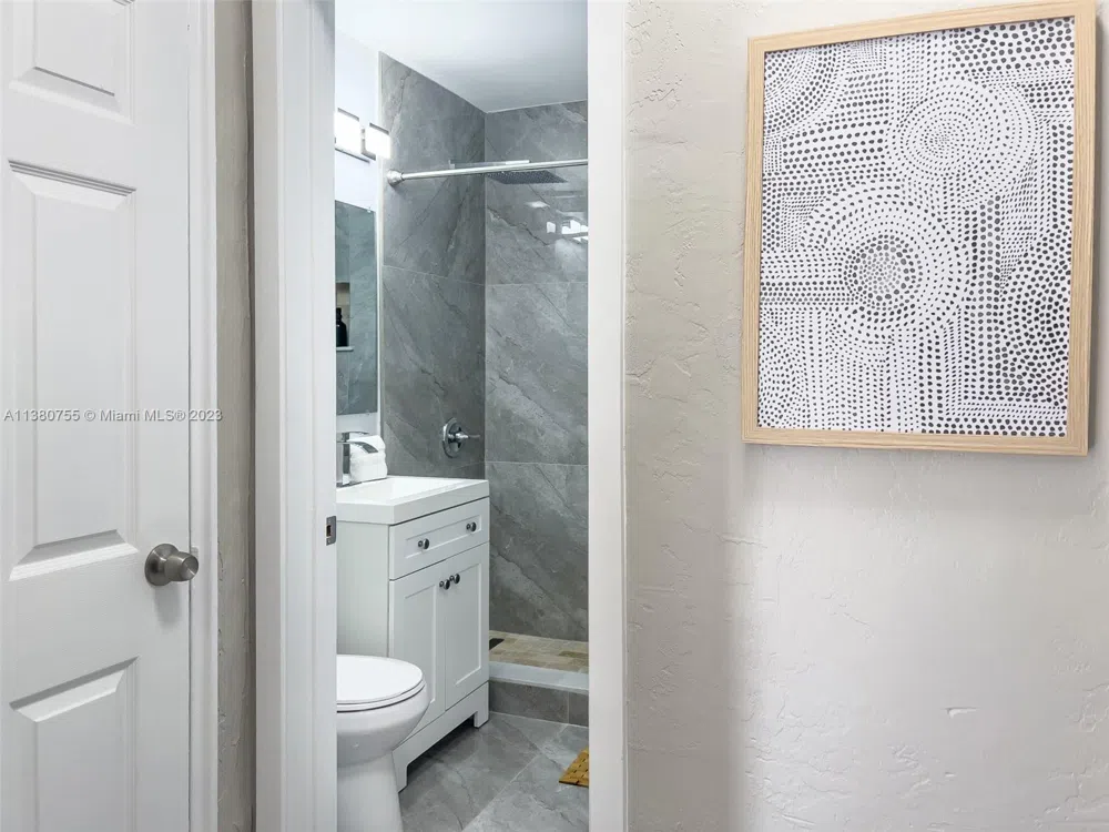 2761 SW 33rd Ave #1 Miami, FL 33133