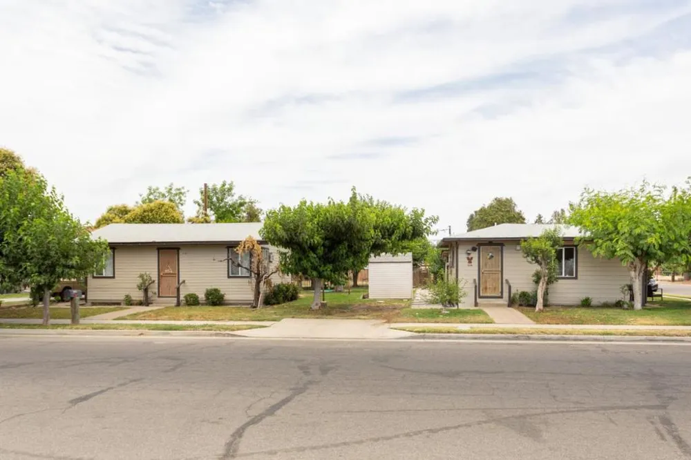 3468 S Frank Avenue Fresno, CA 93725