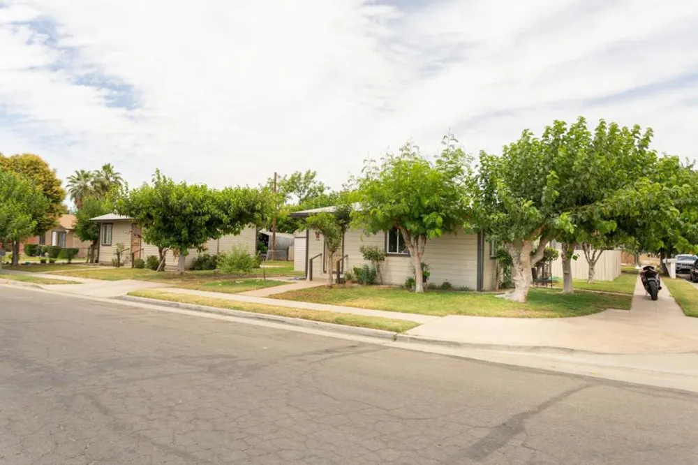 3468 S Frank Avenue Fresno, CA 93725