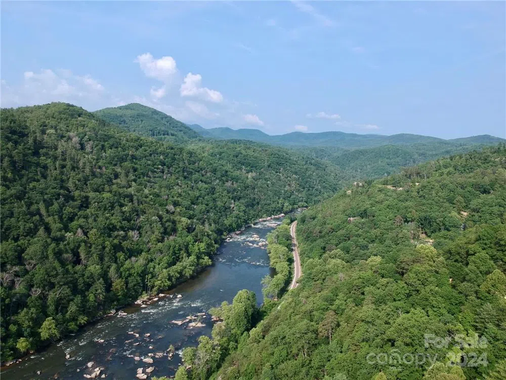 391 Red Fox Trail #16 Marshall, NC 28753