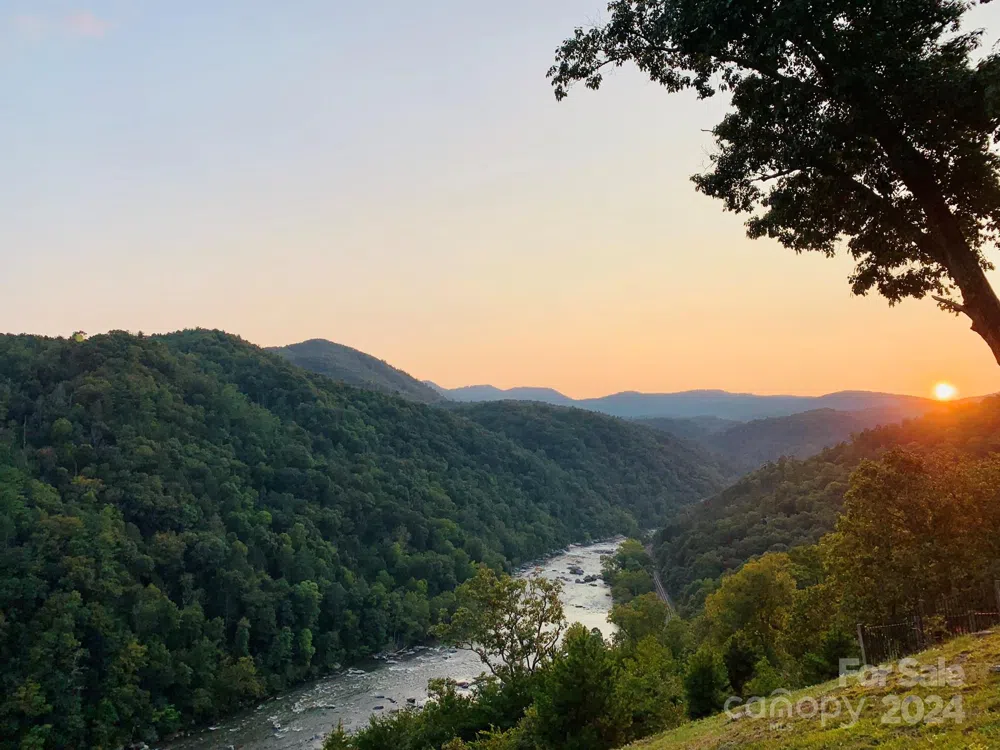 391 Red Fox Trail #16 Marshall, NC 28753