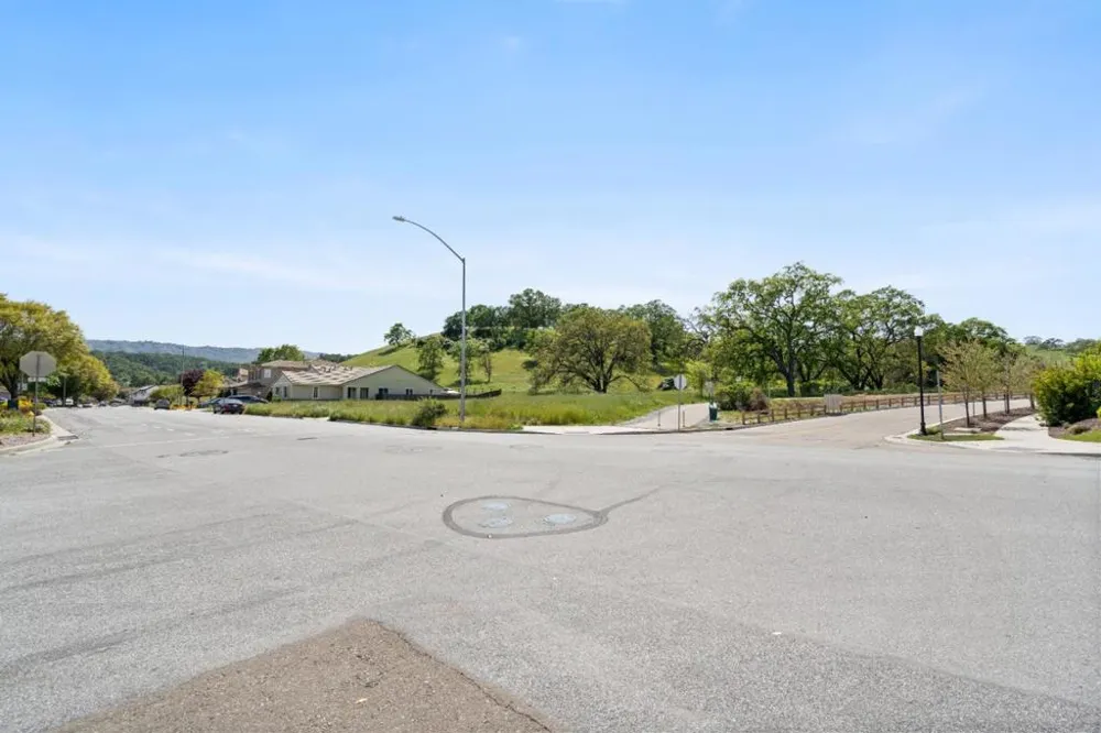 Rancho Hills Dr Drive Gilroy, CA 95020