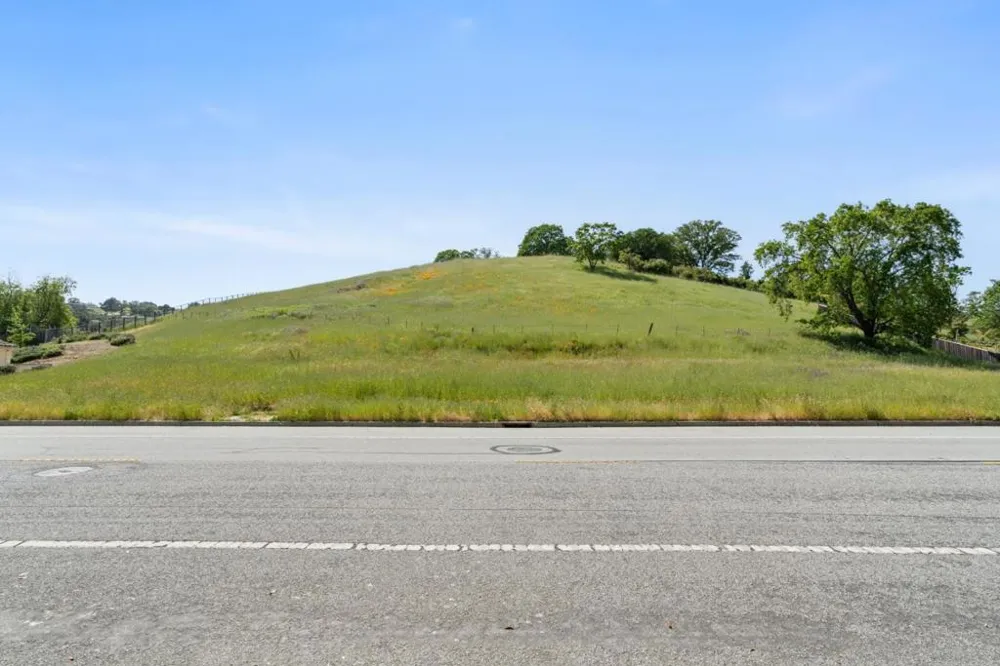 Rancho Hills Dr Drive Gilroy, CA 95020
