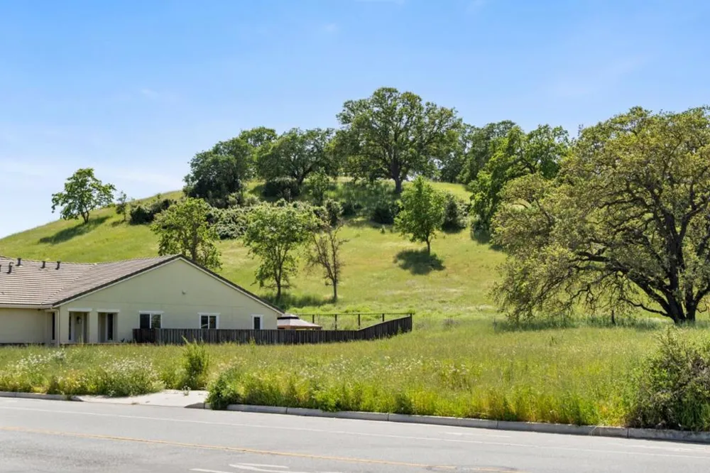 Rancho Hills Dr Drive Gilroy, CA 95020