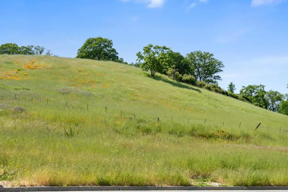 Rancho Hills Dr Drive Gilroy, CA 95020