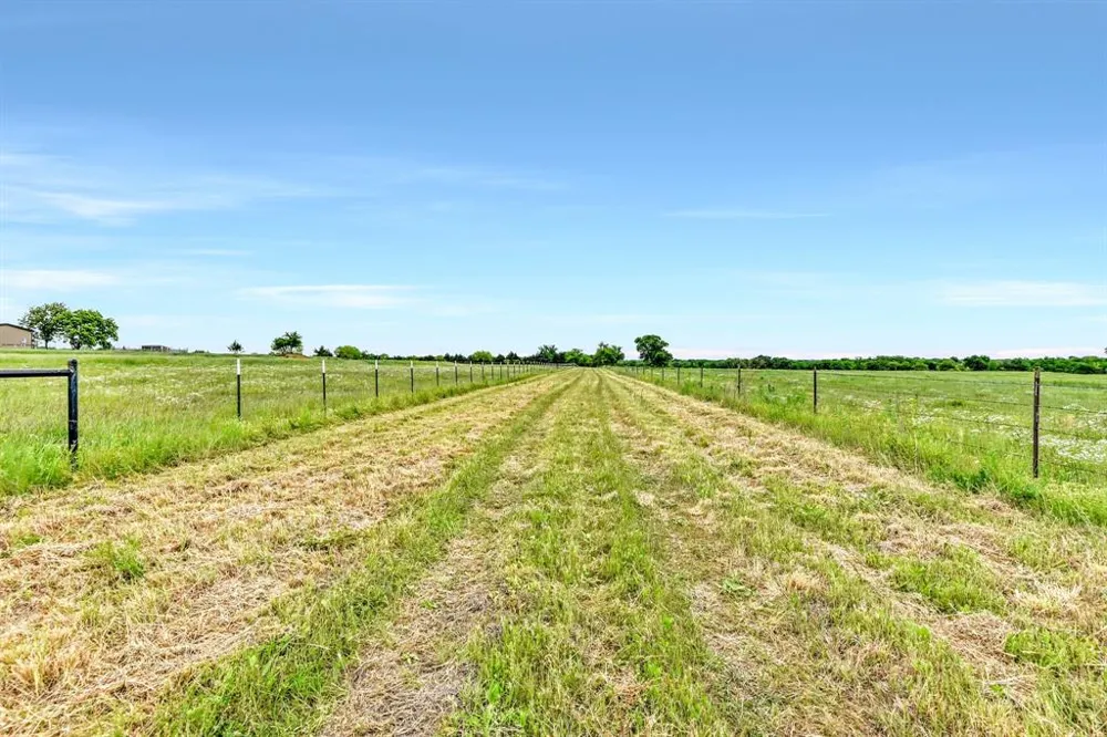 Airport Road Tioga, TX 76271