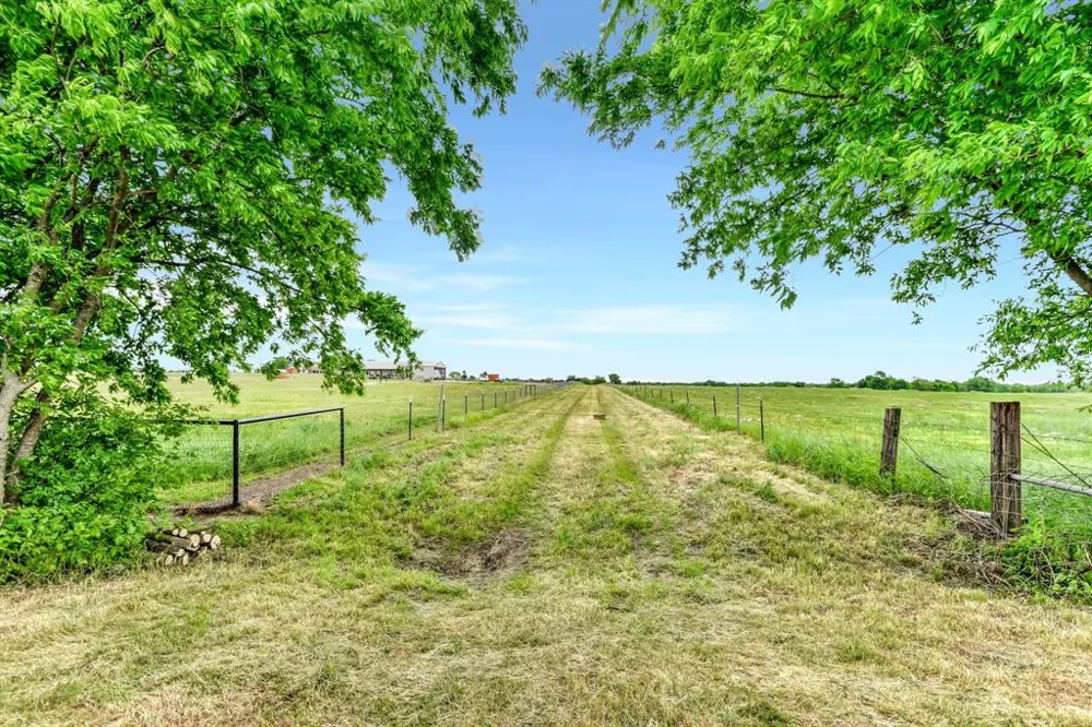 Airport Road Tioga, TX 76271