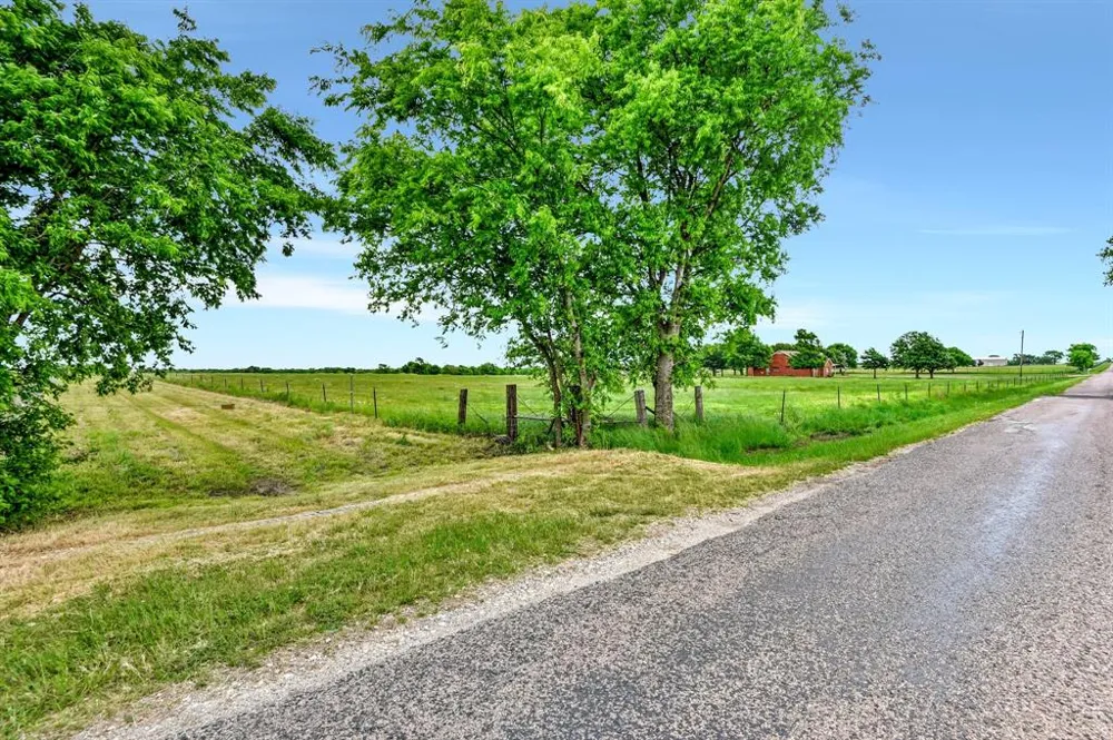 Airport Road Tioga, TX 76271