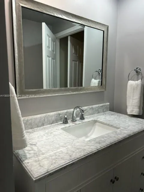 3235 NE 184th St #11105 Aventura, FL 33160