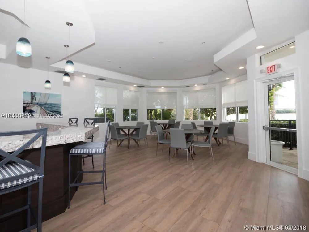 3235 NE 184th St #11105 Aventura, FL 33160