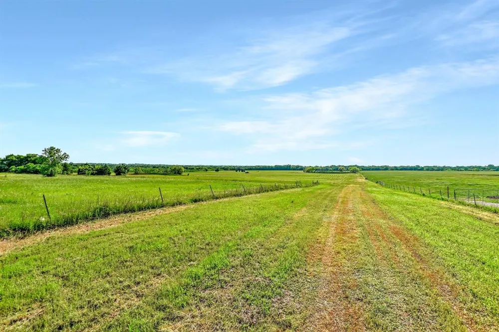 Airport Drive Denison, TX 75020