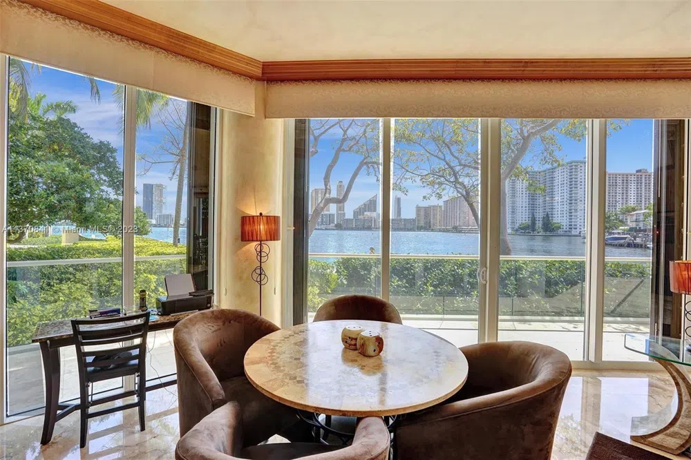 2600 Island Blvd #101 Aventura, FL 33160