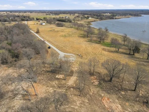 371 Private Road 7327 Emory, TX 75440