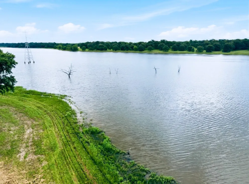 371 Private Road 7327 Emory, TX 75440