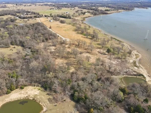 361 Private Road 7327 Emory, TX 75440