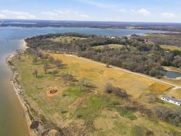 343 Private Road 7327 Emory, TX 75440