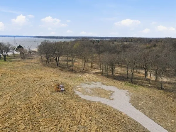343 Private Road 7327 Emory, TX 75440
