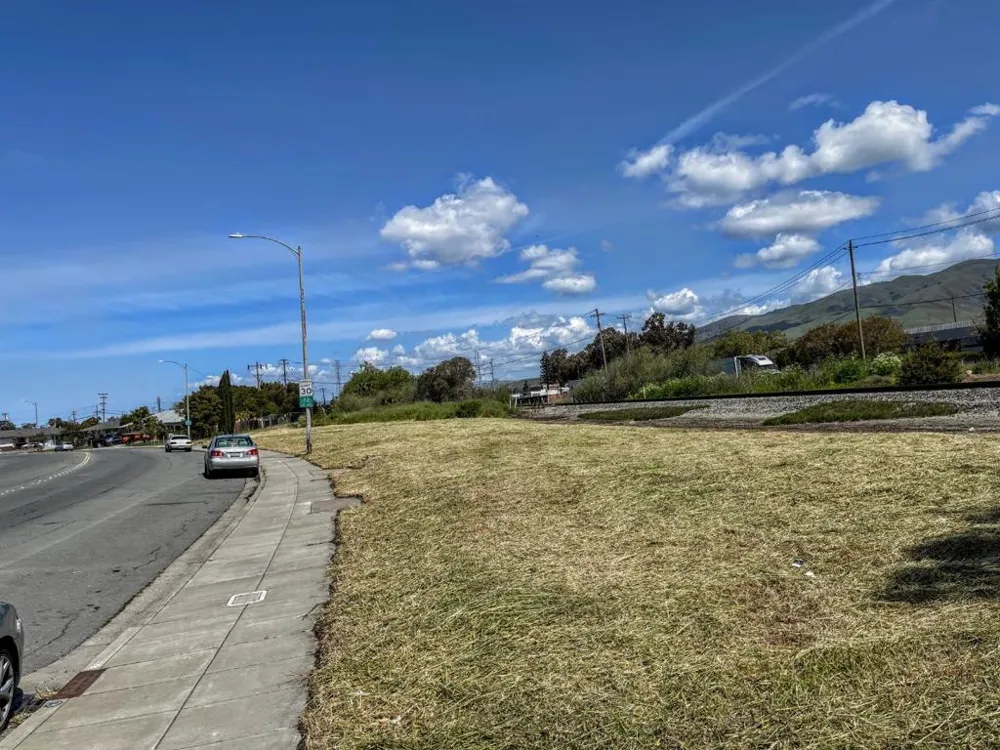 7280 Marylinn Drive Milpitas, CA 95035