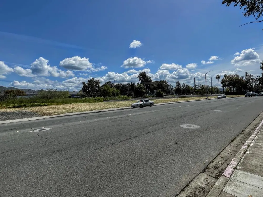 7280 Marylinn Drive Milpitas, CA 95035