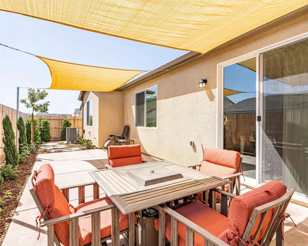 6563 E Tobey Avenue Fresno, CA 93727