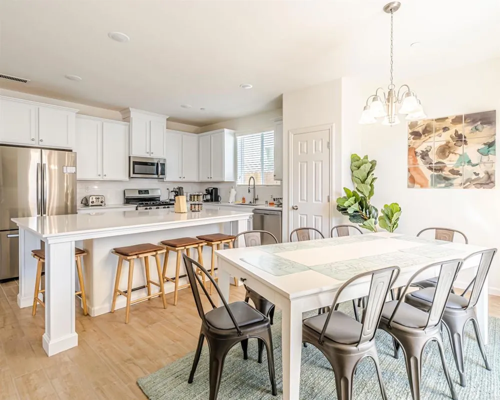 6563 E Tobey Avenue Fresno, CA 93727