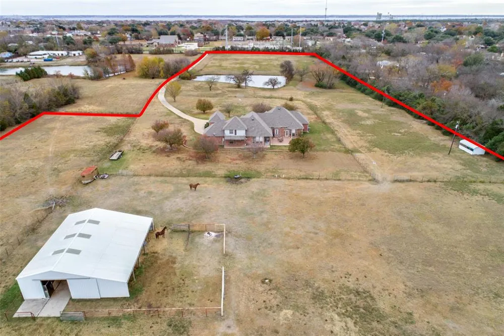 5609 Lyons Road Garland, TX 75043