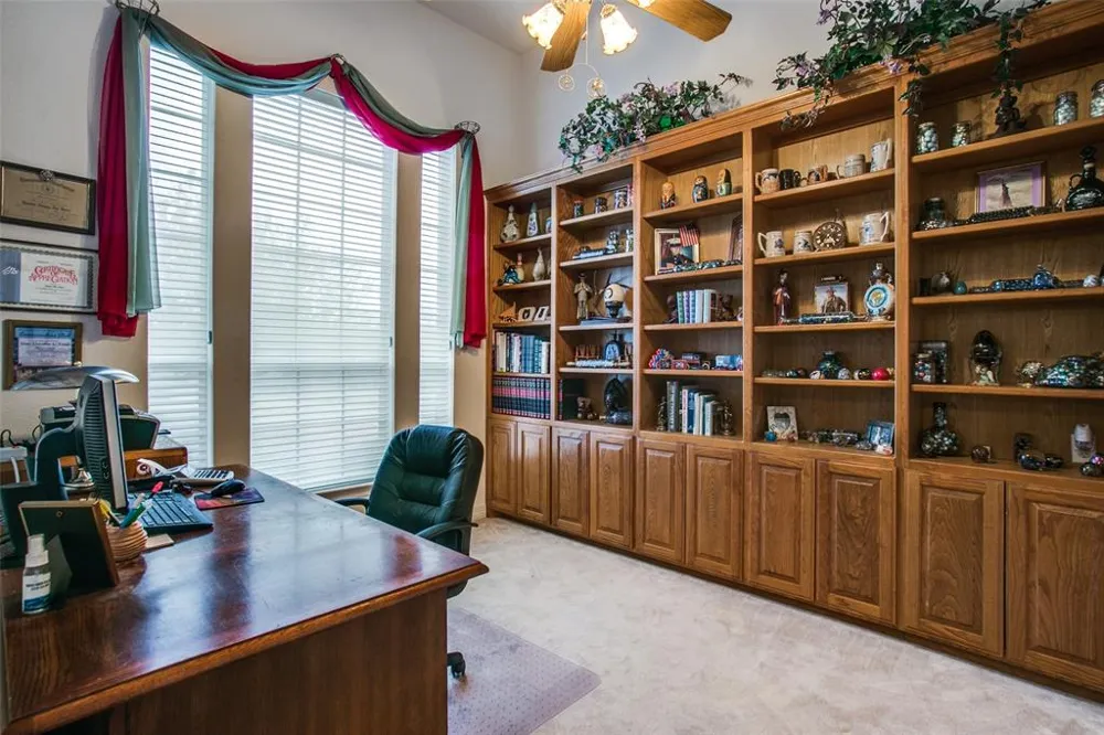 5609 Lyons Road Garland, TX 75043