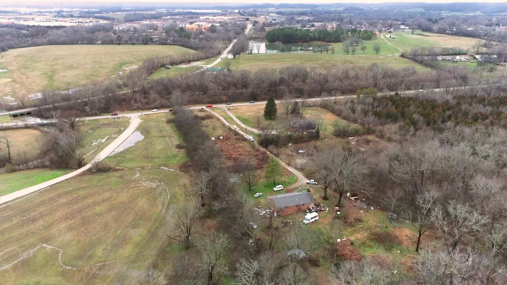 1009 Old Kedron Rd Spring Hill, TN 37174