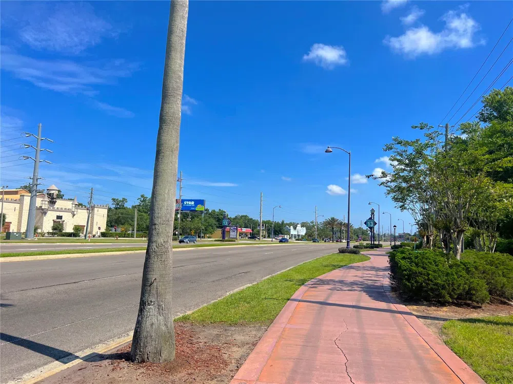 W IRLO BRONSON MEMORIAL HIGHWAY Kissimmee, FL 34746