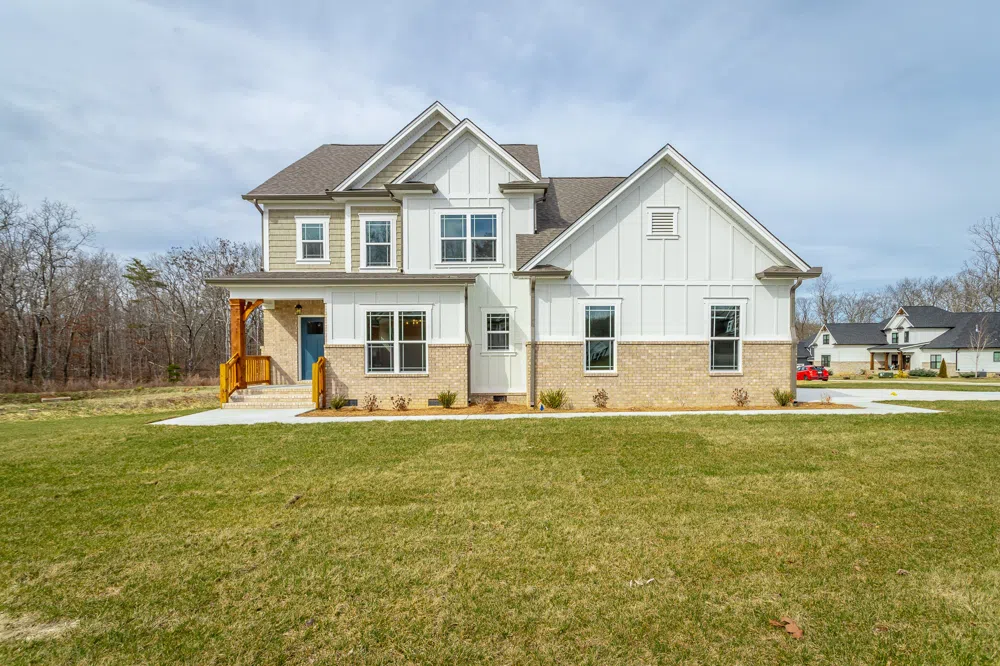 2435 Blue Mist Dr Signal Mountain, TN 37377