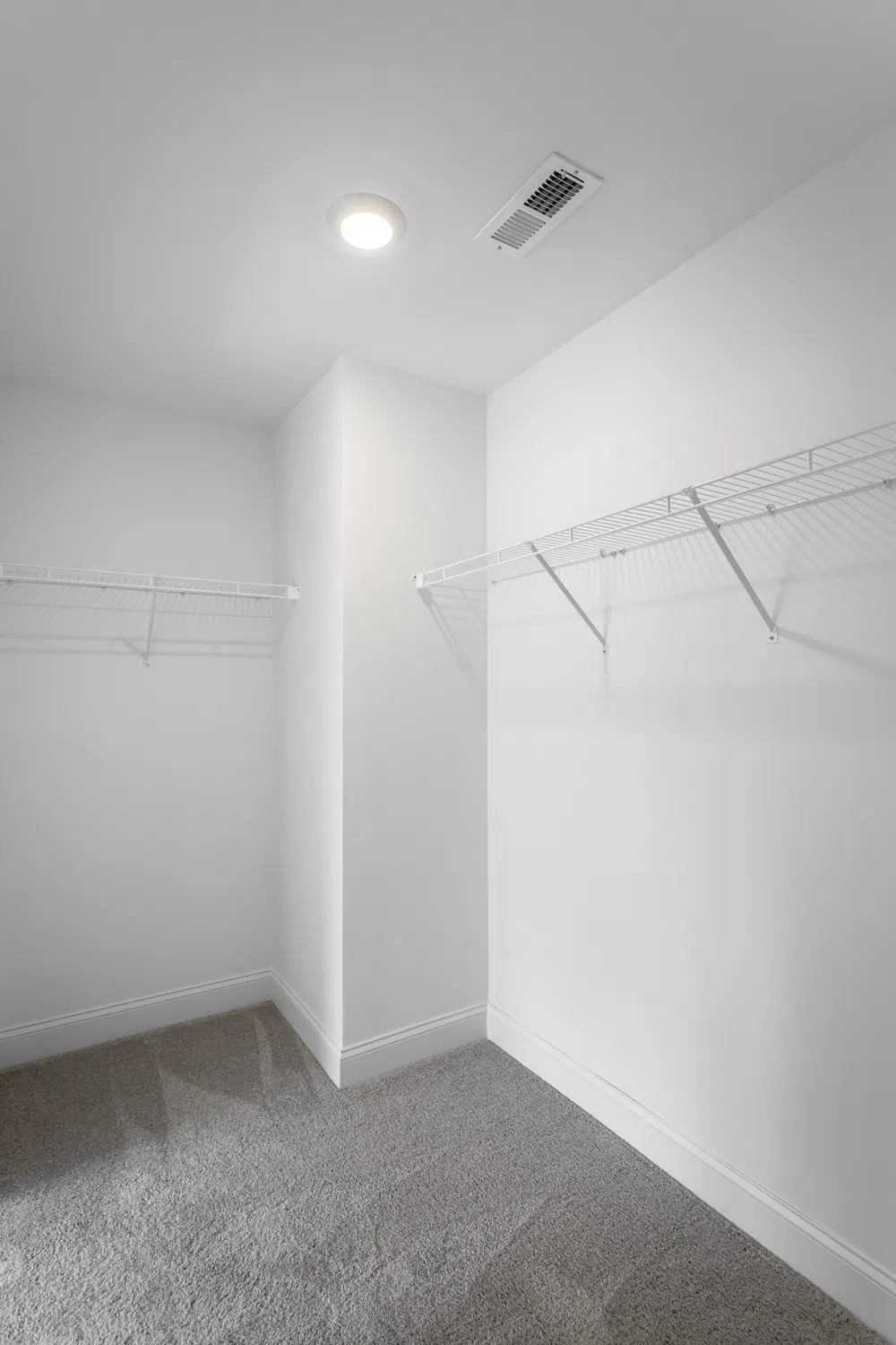 2435 Blue Mist Dr Signal Mountain, TN 37377