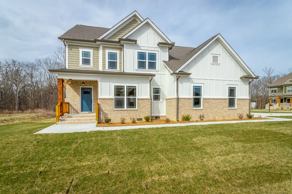 2435 Blue Mist Dr Signal Mountain, TN 37377